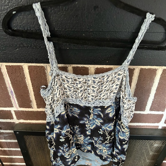 Stylish Blue and Cream Camisole - Picture 5 of 5